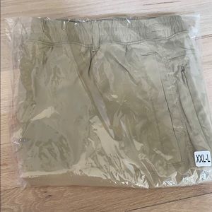 New never worn XXL bird dogs Uncle Bucks 9” shorts